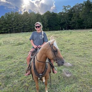 Meet your Posher, Sierra